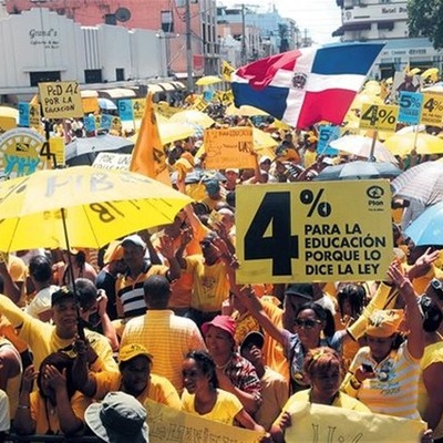 Timeline: Reformas Educativas en R. D. // Mary Luz Féliz, Eliz Castro, Alejandrina Ferrand, Cresencia Cayetano, Ramón Matos-UAPA