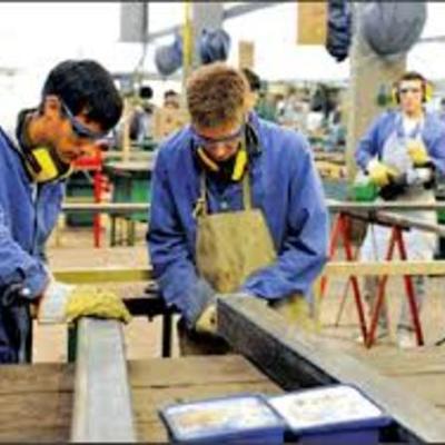 Timeline: Evolución de la Enseñanza Técnica en Argentina