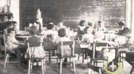 Timeline: Evolución Histórica de la Educación Dominicana