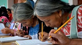 Timeline: CURRICULUM A TRAVÉS DEL TIEMPO