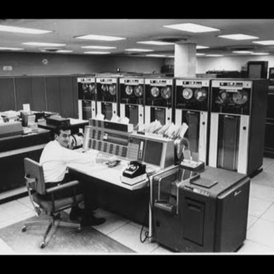 Timeline: Fases Evolutivas de Internet