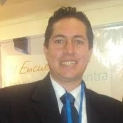 Timeline: Autores y definiciones de marketing digtal