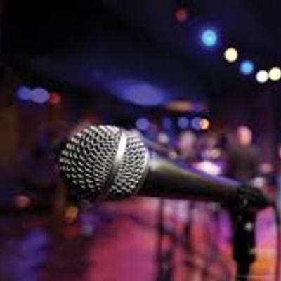 Timeline: Cantando con "The Cure"