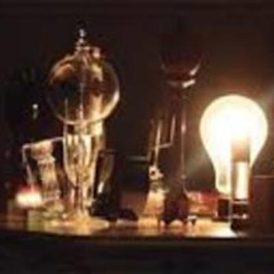 Timeline: HISTORIA DE LA LUZ