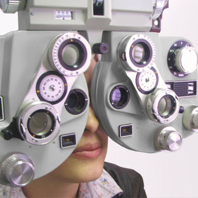 Timeline: Historia de Equipo Optometrico