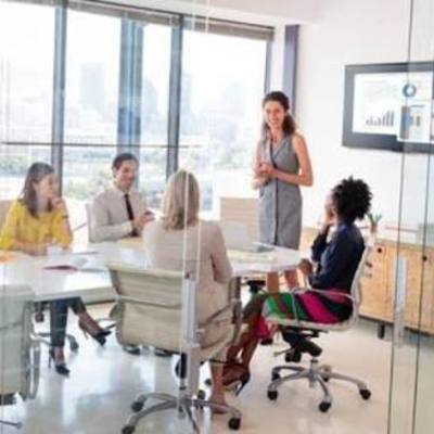 Timeline: Historia De La Empresa.