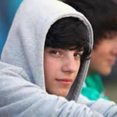 Timeline: LINEA DEL TIEMPO: INFANCIA, ADOLESCENCIA Y CONTEXTO