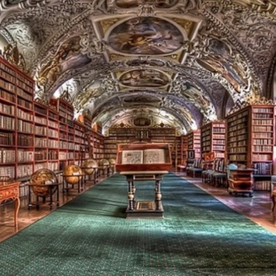 Timeline: Historia de Bibliotecas (Universitarias, Especializadas)