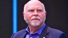 Timeline: John Craig Venter 2007, pionero del genoma. descubrió la secuencia completa de un ser vivo. Creo un cromosoma artificial a partir de elementos quimicos