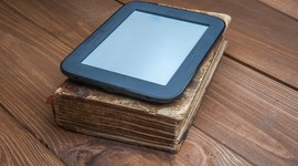 Timeline: Evolución de la Bibliotecología, las bibliotecas y el rol del bibliotecario hasta la actualidad