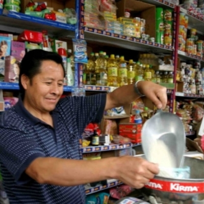 Timeline: Linea del tiempo Historia del comercio minorista en Colombia