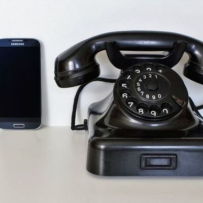 Timeline: Smartphone and Telephone