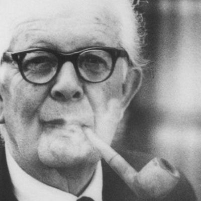 Timeline: Línea del tiempo PIAGET