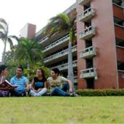 Timeline: MI CARRERA UNIVERSTARIA