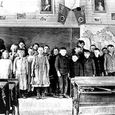 Timeline: History of Education