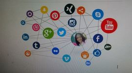 Timeline: Redes Sociales