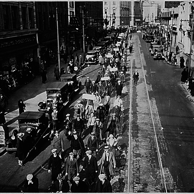 Timeline: The Great Depression