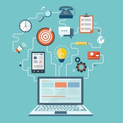 Timeline: Transformações tecnológicas na Educação a partir de 1650.