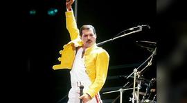 Timeline: FREDDIE MERCURY BIOGRAPHY