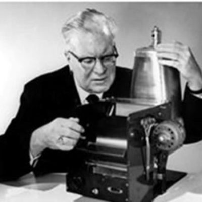 Timeline: A EVOLUÇÃO DA IMPRESSÃO E SUAS PRÁTICAS EDUCACIONAIS