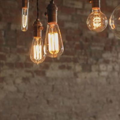 Timeline: The Light Bulb