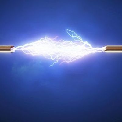 Timeline: Historia de la Electricidad    Macias Covarrubias Israel Ian    3-08  T. Matutino