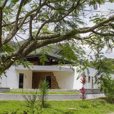 Timeline: Historia de la UNIAJC