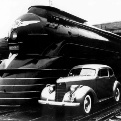 Timeline: RAYMOND LOEWY / STYLING / STREAMLINE