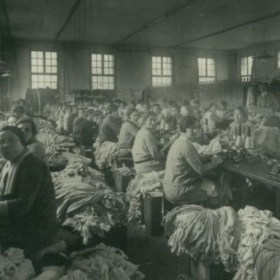 Timeline: EVOLUCIÓ MÓN INDUSTRIAL