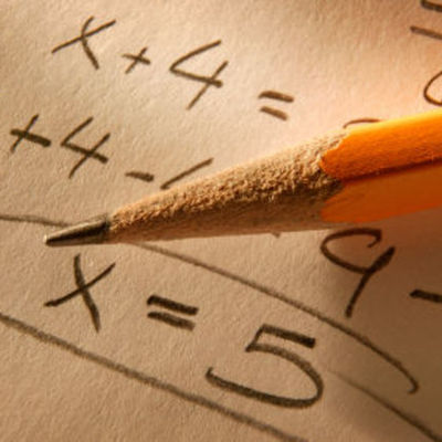 Timeline: Ecuaciones e Inecuaciones Algebraicas.