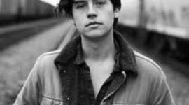 Timeline: BIOGRAFIA DE COLE SPROUSE
