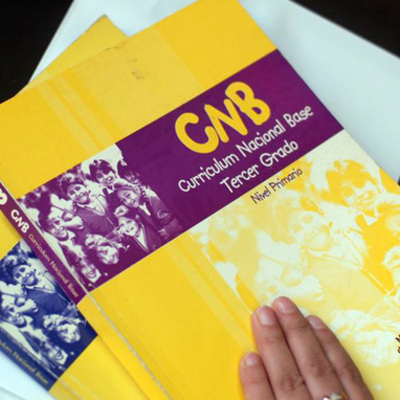 Timeline: Historia del Currículo Nacional Base CNB