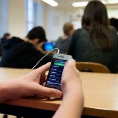 Timeline: Timeline of phones used in classrooms