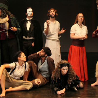 Timeline: Teatro a través de la Historia Universal