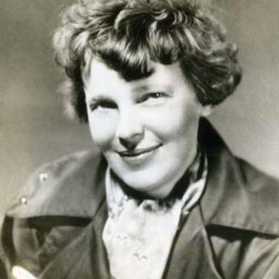 Timeline: Amelia Earhart