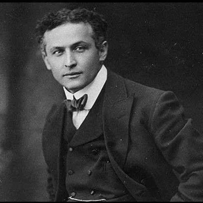 Timeline: Harry Houdini's Life