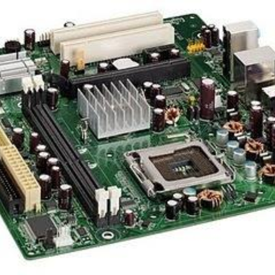 Timeline: Modelos y componentes de una placa base