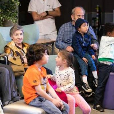 Timeline: ¡Tras los pasos de la infancia y la adolescencia!