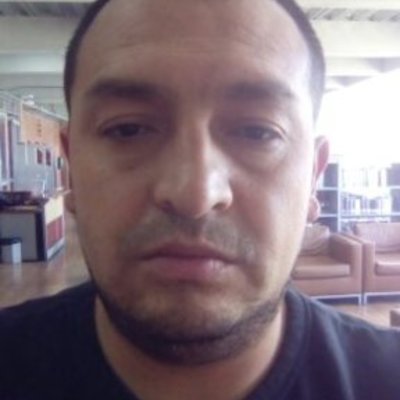 Timeline: LA VIDA DE IVAN MOLINA