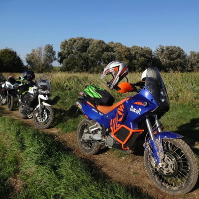 Timeline: Perfectionnement-Moto.be -> TRAIL