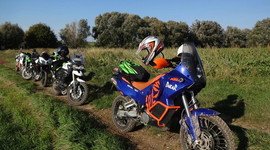 Timeline: Perfectionnement-Moto.be -> TRAIL