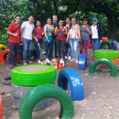 Timeline: Parque Temático " Momentos de Paz y Felicidad"