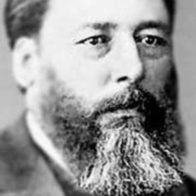 Timeline: Biografía de Jose Hernandez