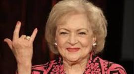 Timeline: The Life of Betty White