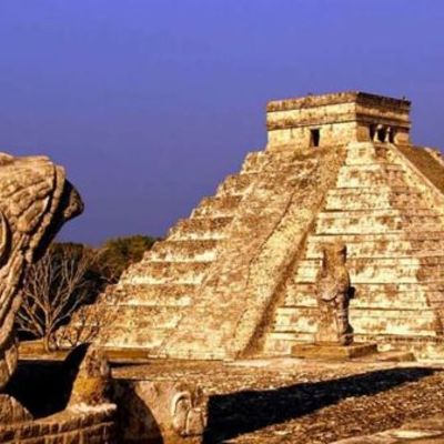 Timeline: Proyecto de Historia S31 María Elena Bonilla Gómez