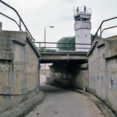 Timeline: BERLIN WALL