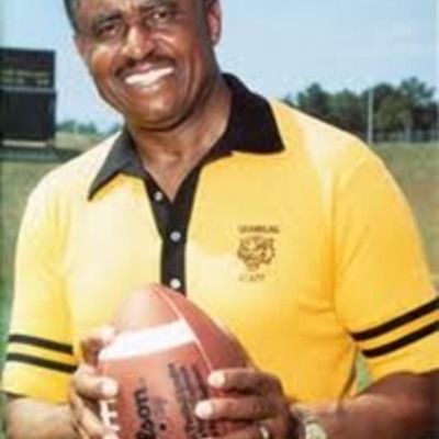 Timeline: Eddie Robinson -- College Football Coach