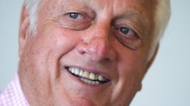 Timeline: Tommy Lasorda Biograghy