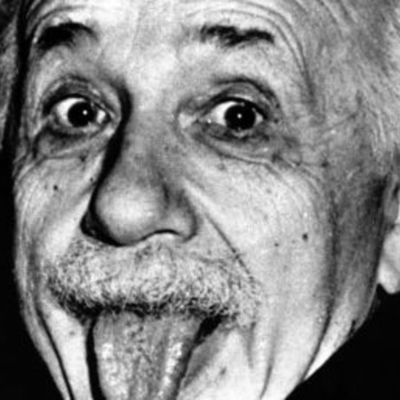 Timeline: Albert Einstein