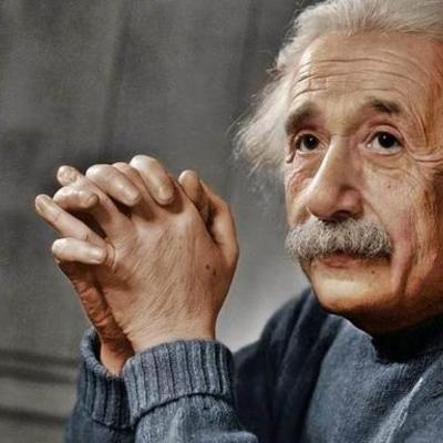 Timeline: Albert Einstein